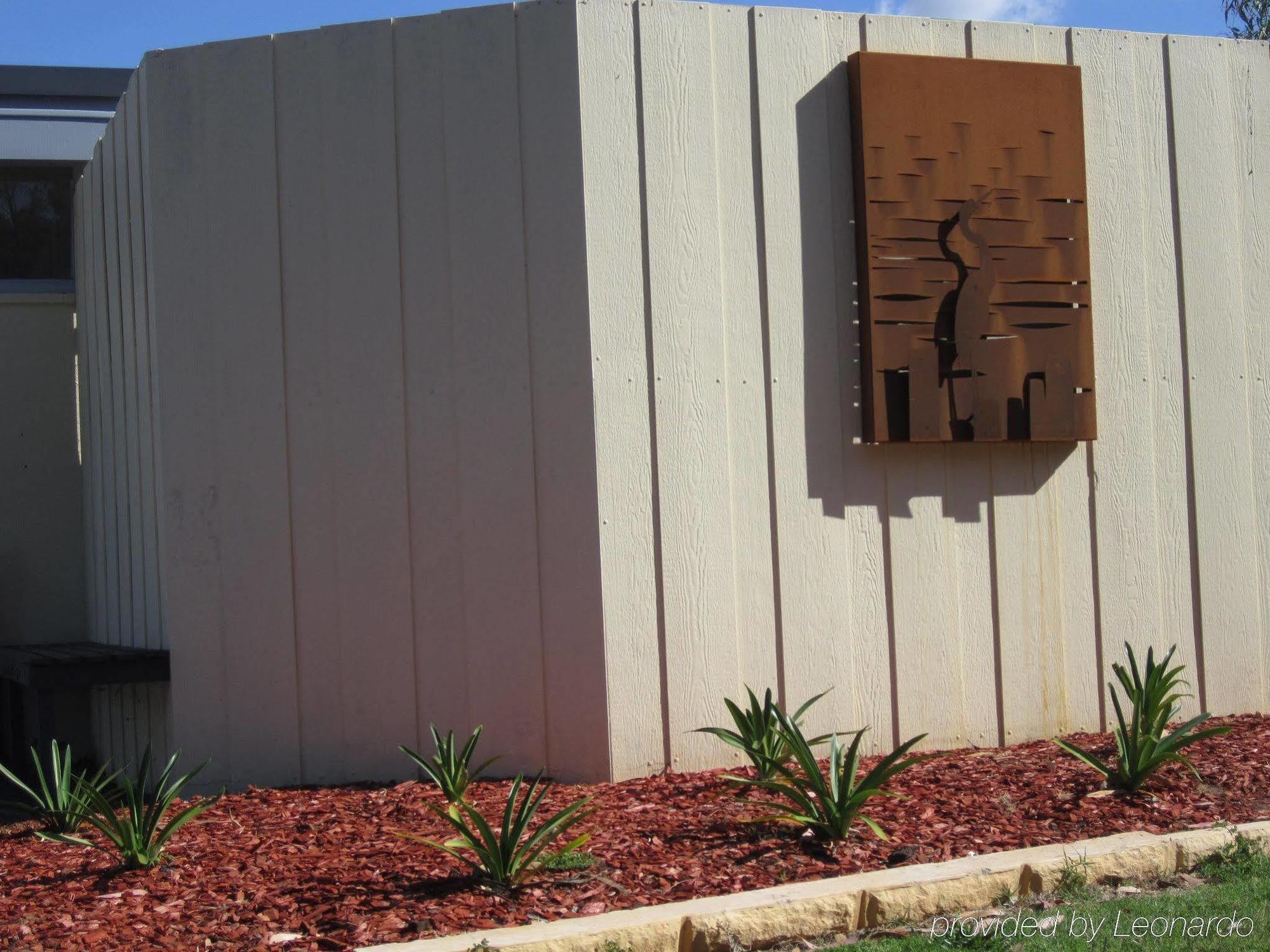 William Macintosh Motor Lodge Naracoorte Exterior foto