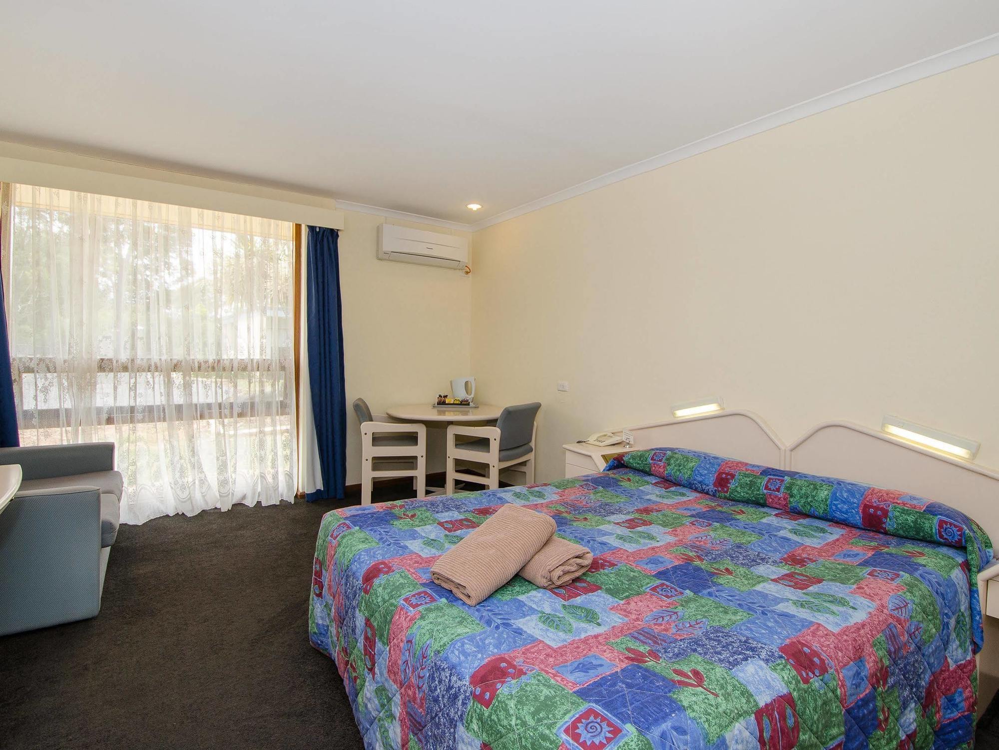 William Macintosh Motor Lodge Naracoorte Exterior foto